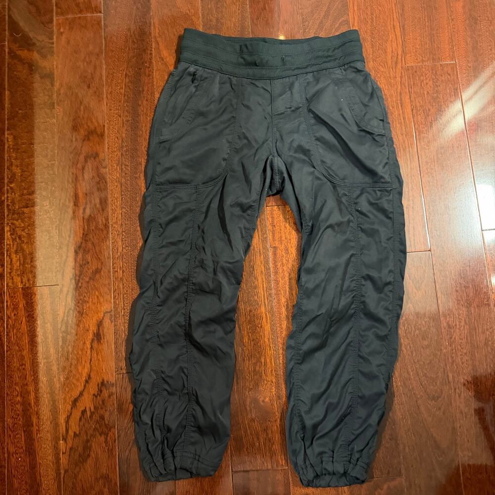 North face pants XS cargo loose fit joggers activewear hiking workouts